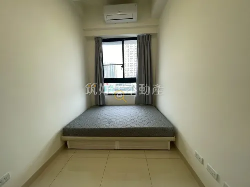 Apartment for rent TWD 32 800 - Section 2, Yonghua Road - 2 bedrooms