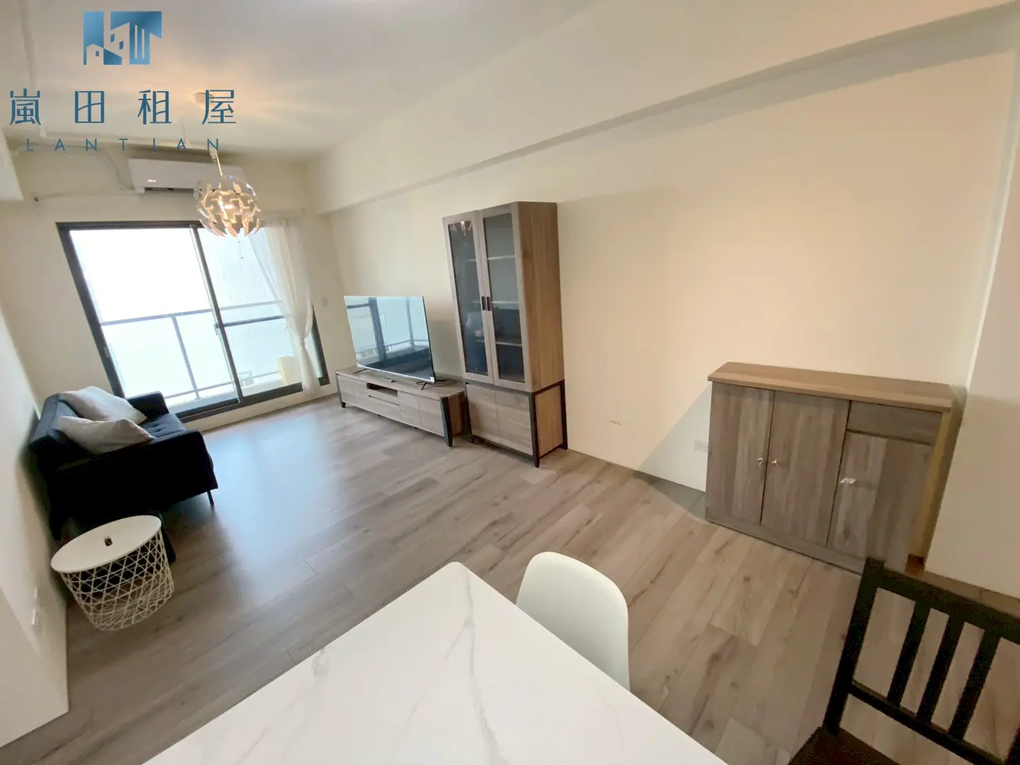 3 bedrooms apartment for rent in Tanzi District, Taichung City | NT$ 32 500 | 26 ping slide 2