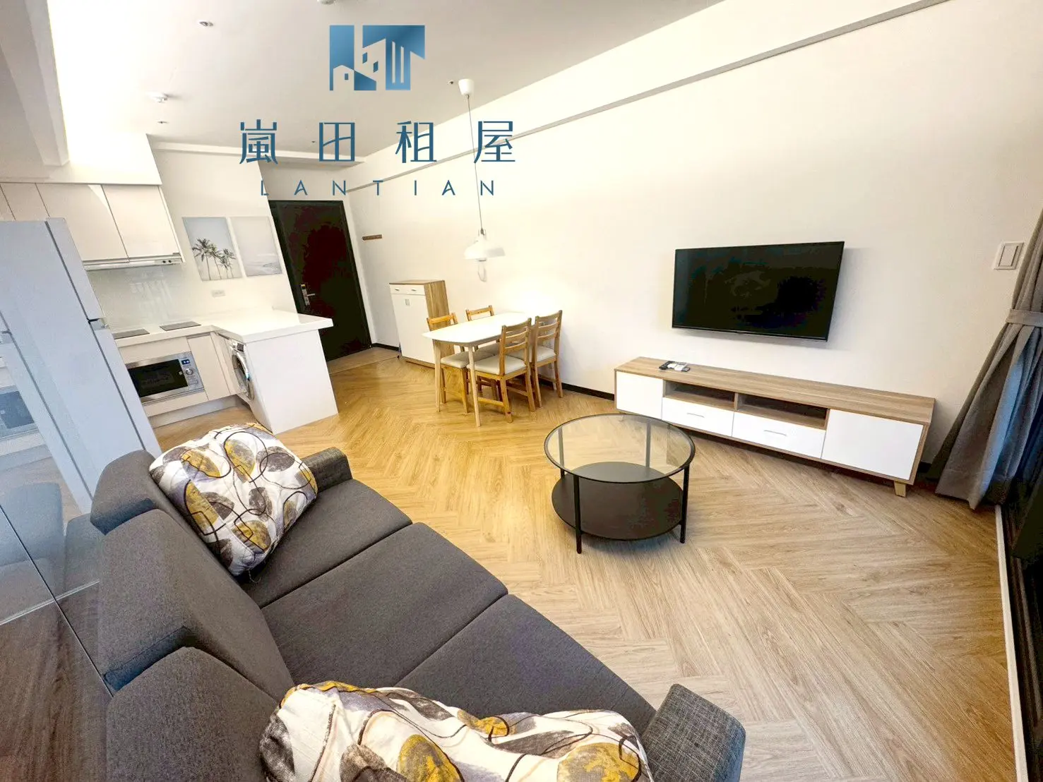3 bedrooms apartment for rent in Xitun District, Taichung City | NT$ 38 000 | 25 ping slide 1