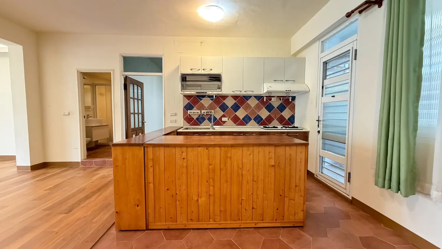 2 bedrooms apartment for rent TWD 18 800 - 23 ping - South District,Tainan City slide 4