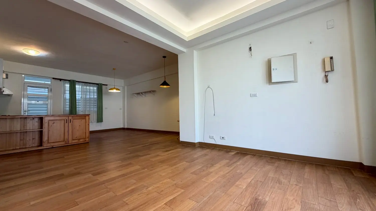 2 bedrooms apartment for rent TWD 18 800 - 23 ping - South District,Tainan City slide 1
