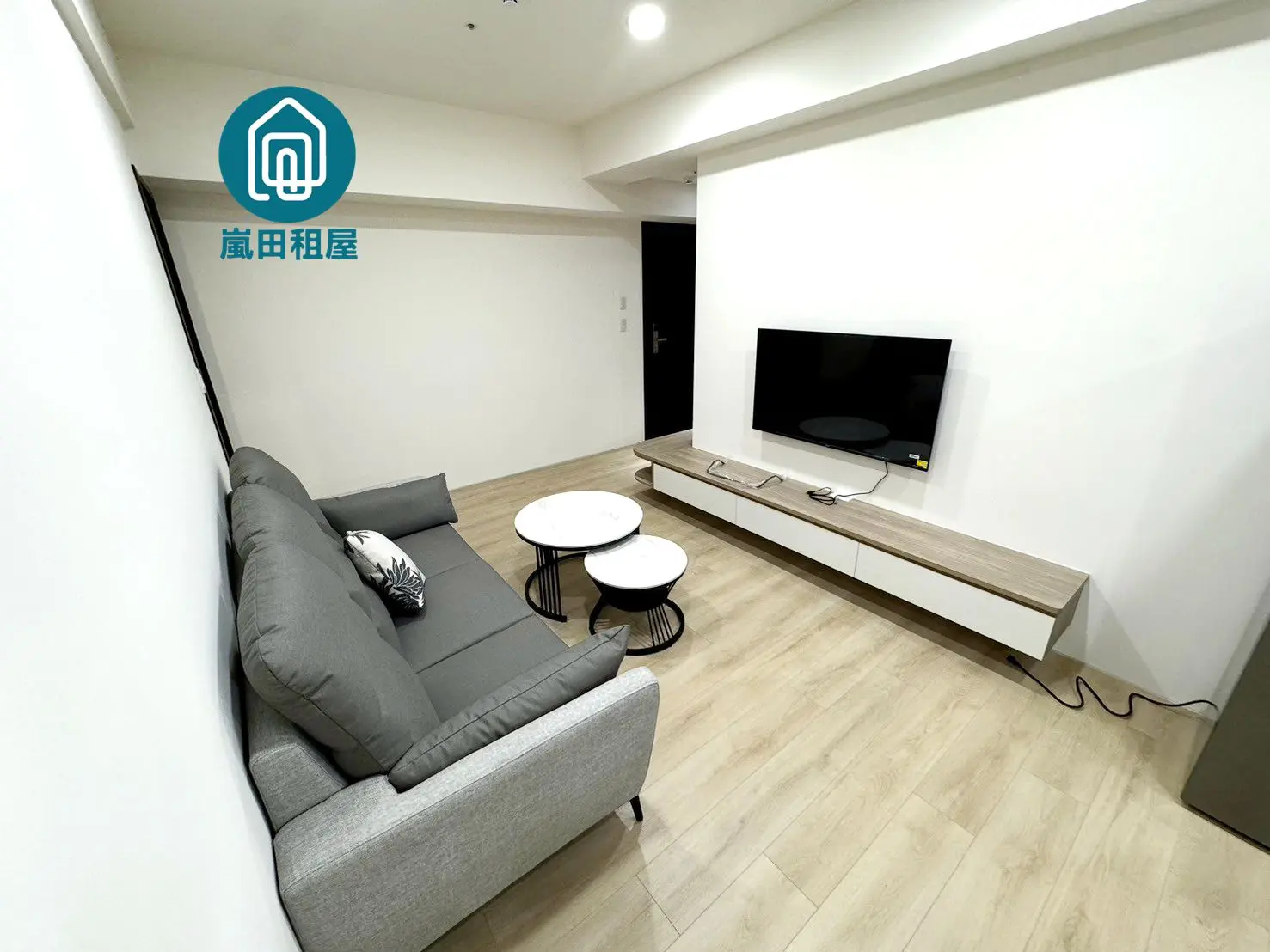 獨立套房 北屯區, 台中市公寓出租 | TWD 30 000 | 17 坪 slide 0