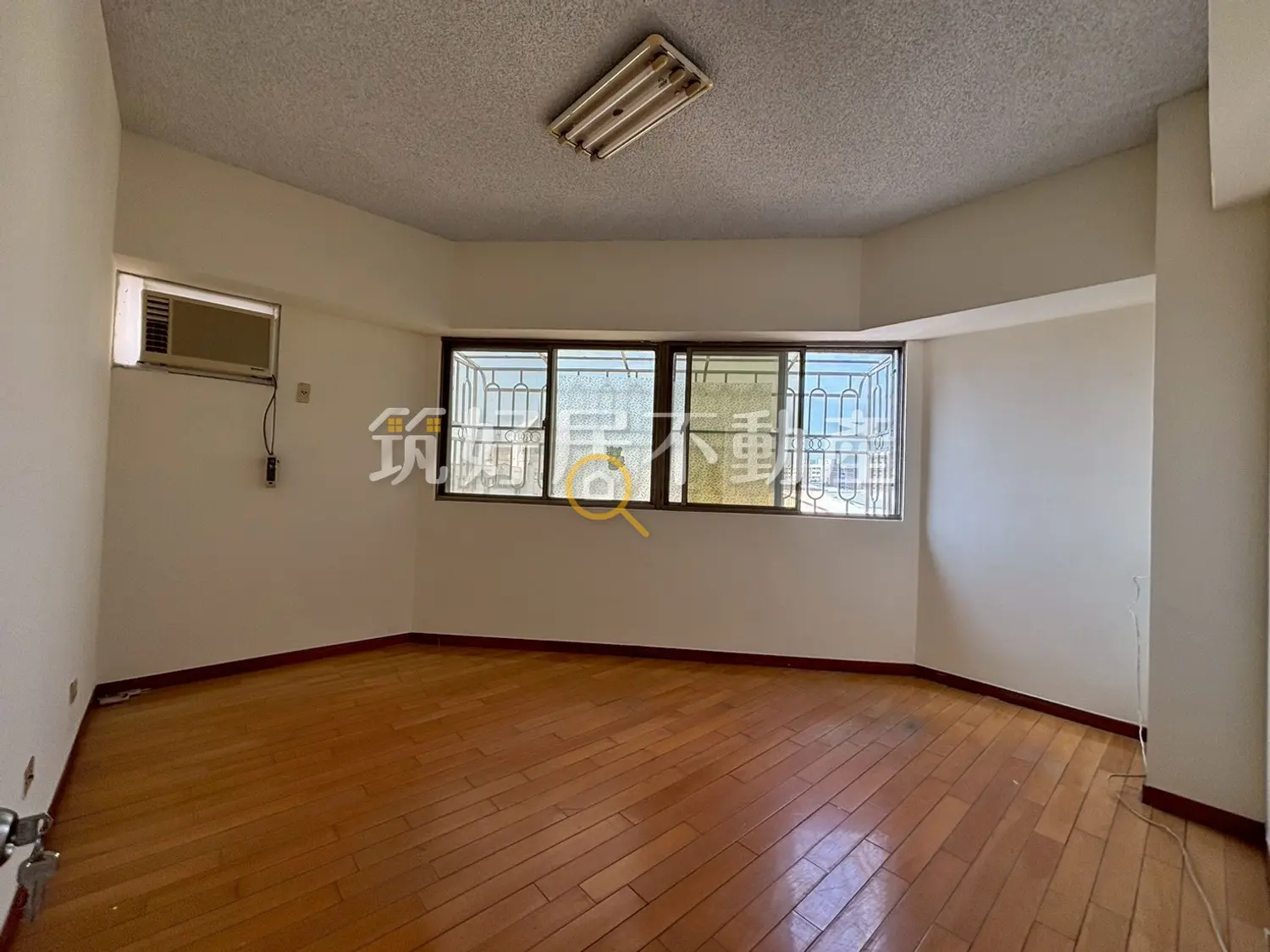 3 bedrooms apartment for sale TWD 13 880 000 - 27 ping - East District, Tainan City slide 10