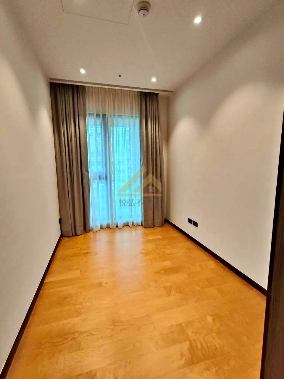 3 bedrooms apartment for rent in Daan District, Taipei City | NT$ 122 000 | 31 ping slide 5