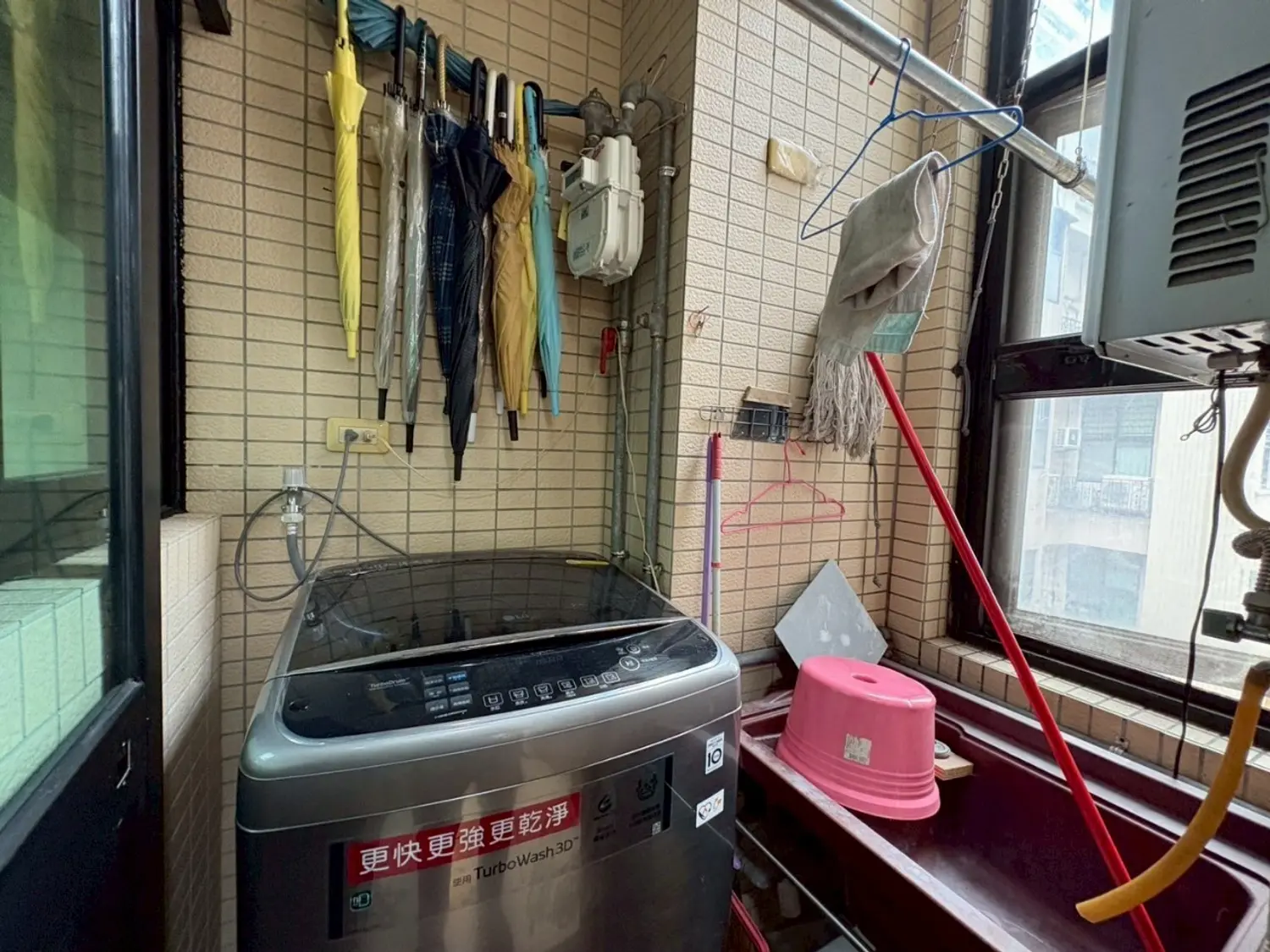 3 bedrooms apartment for sale TWD 17 800 000 - 12 ping - Banqiao District,New Taipei City slide 6