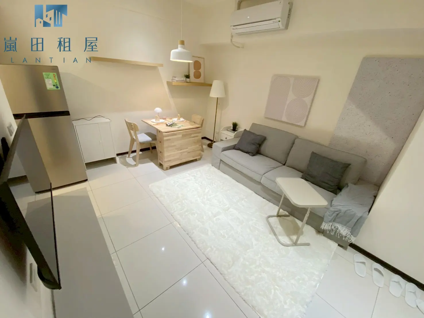 2 bedrooms apartment for rent in Qingshui District, Taichung City | NT$ 20 000 | 16 ping slide 2