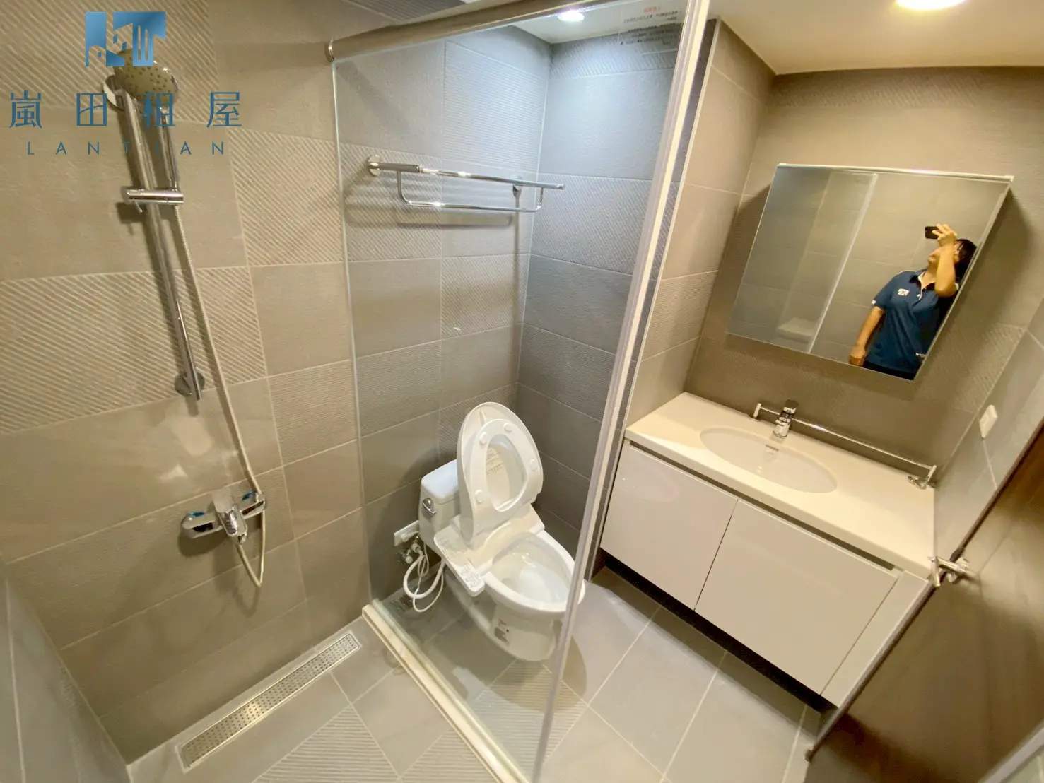 2 bedrooms apartment for rent in Qingshui District, Taichung City | NT$ 20 000 | 16 ping slide 6