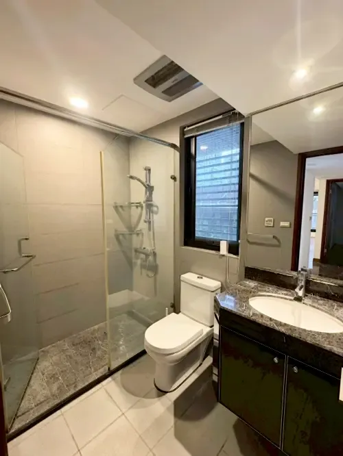 2 bedrooms apartment for rent in Zhongzheng District, Taipei City | NT$ 135 000 | 37 ping slide 10