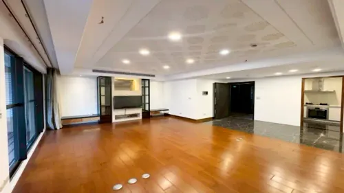 2 bedrooms apartment for rent in Zhongzheng District, Taipei City | NT$ 135 000 | 37 ping slide 2