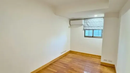 Apartment for rent NT$ 80 000 - Section 2, Heping East Road - 4 bedrooms