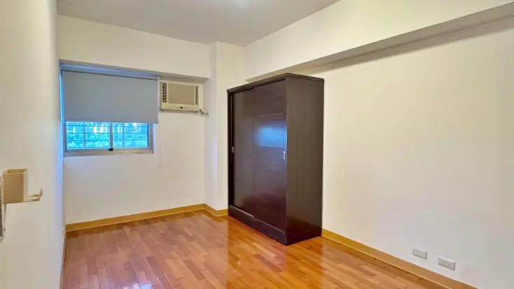 4 bedrooms apartment for rent in Daan District, Taipei City | NT$ 80 000 | 37 ping slide 5