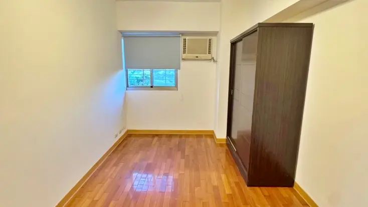 4 bedrooms apartment for rent in Daan District, Taipei City | NT$ 80 000 | 37 ping slide 6