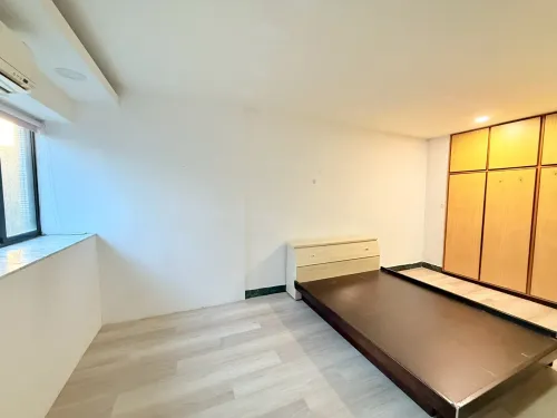 Apartment for sale TWD 51 800 000 - Section 5, Nanjing East Road - 3 bedrooms