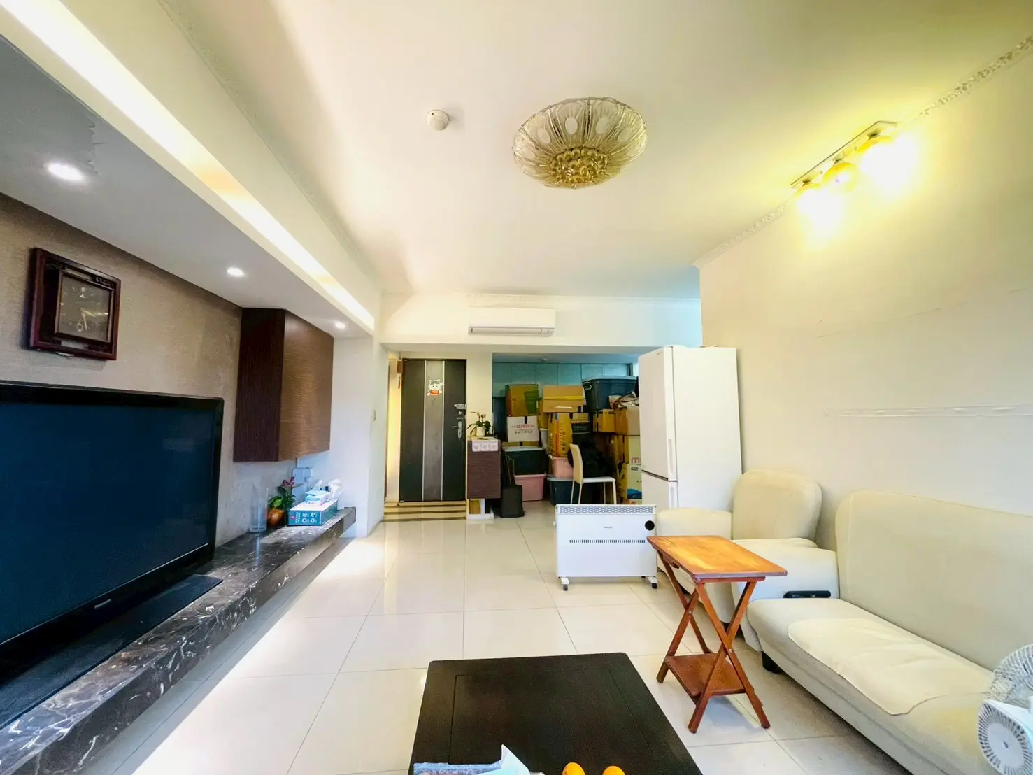 4 bedrooms apartment for sale in Songshan District, Taipei City | TWD 45 880 000 | 35 ping slide 0