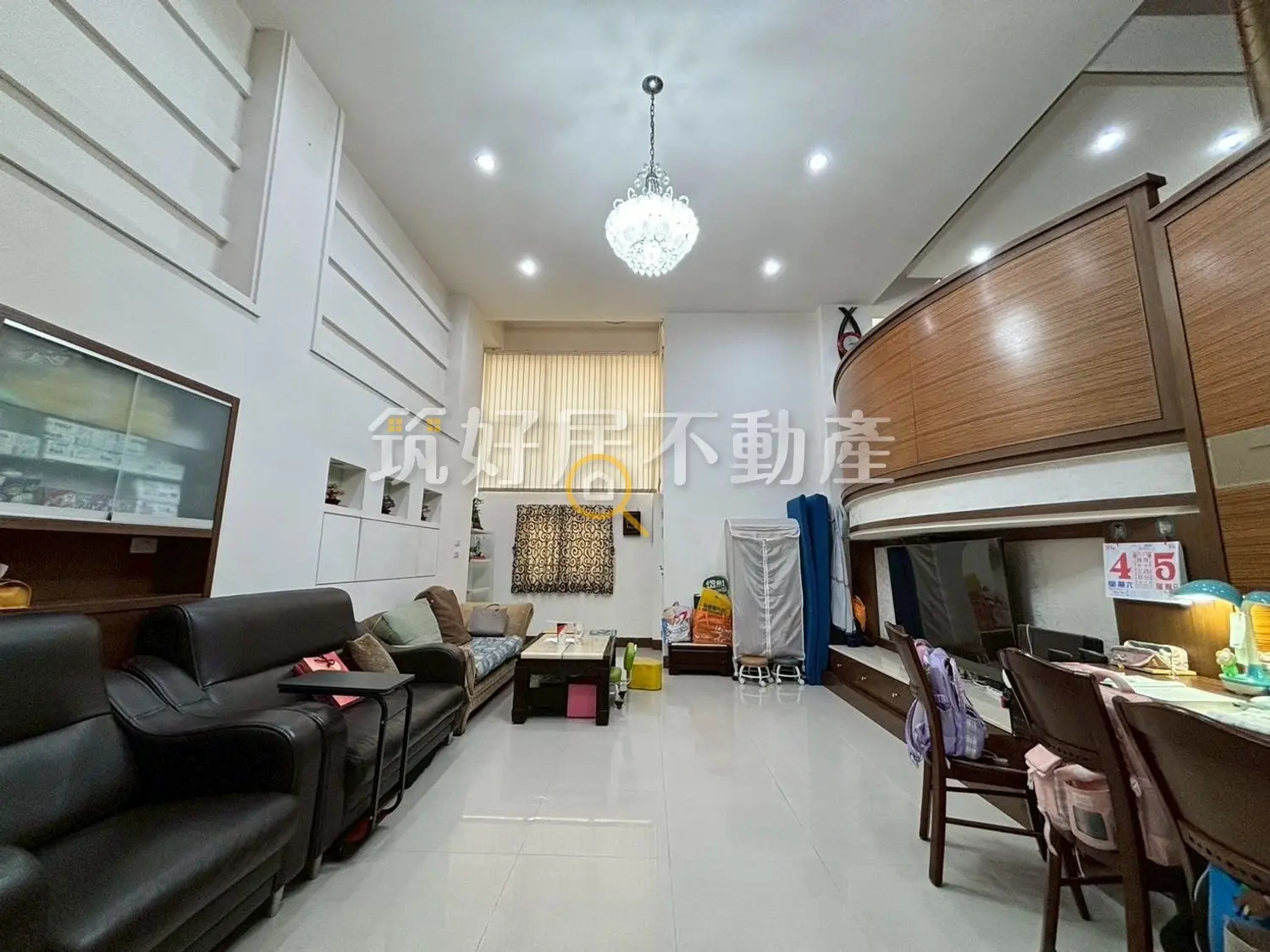 4 bedrooms townhouse for sale TWD 15 990 000 - 59 ping - Hunei District, Kaohsiung City slide 3