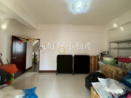 4 bedrooms townhouse for sale TWD 15 990 000 - 59 ping - Hunei District, Kaohsiung City slide 14