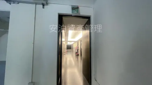 Studio apartment for rent TWD 350 000 - 130 ping - Zhonghe District,New Taipei City slide 15