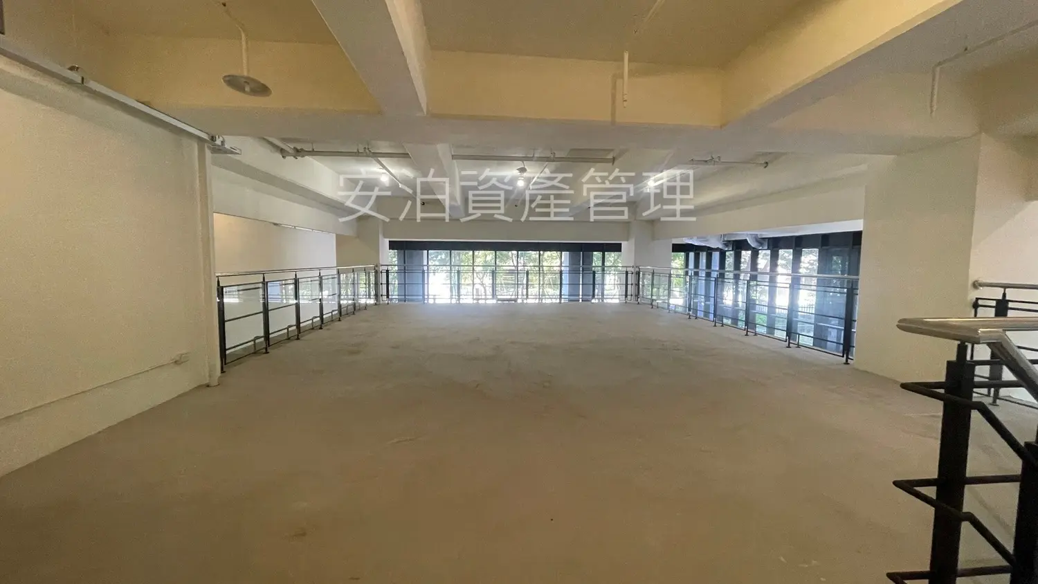 Studio apartment for rent TWD 350 000 - 130 ping - Zhonghe District,New Taipei City slide 14