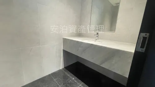 Studio apartment for rent TWD 350 000 - 130 ping - Zhonghe District,New Taipei City slide 10