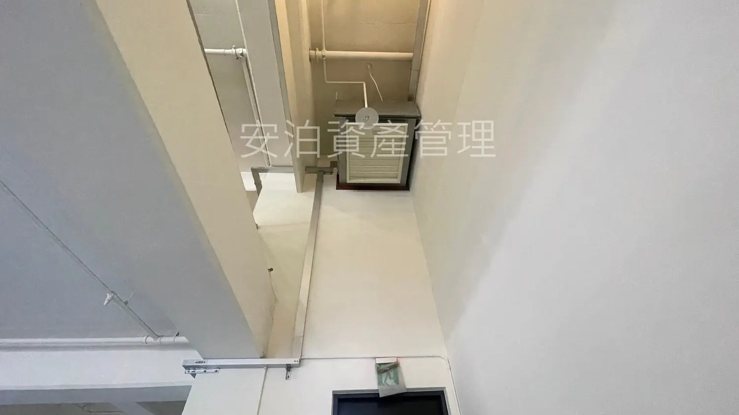 Studio apartment for rent TWD 350 000 - 130 ping - Zhonghe District,New Taipei City slide 9