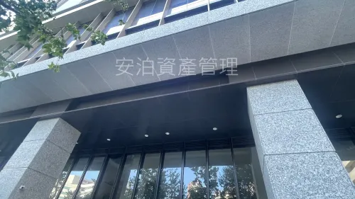 Studio apartment for rent TWD 350 000 - 130 ping - Zhonghe District,New Taipei City slide 4