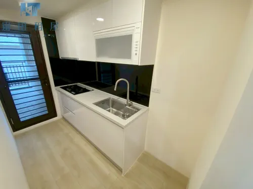 3 bedrooms apartment for sale in Shalu District, Taichung City | NT$ 25 000 000 | 26 ping slide 3