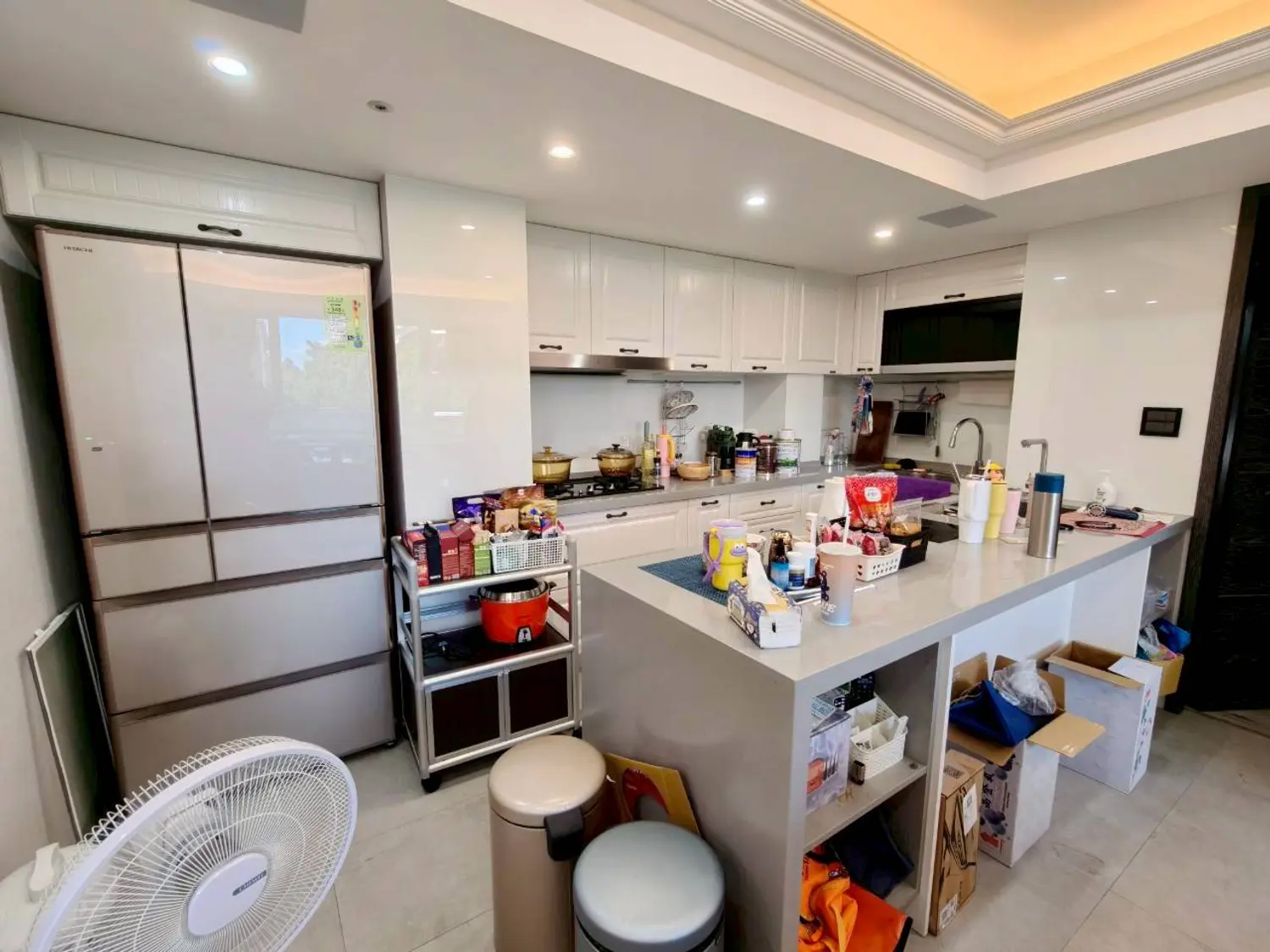3 bedrooms apartment for sale TWD 56 800 000 - 31 ping - Songshan District,Taipei City slide 3