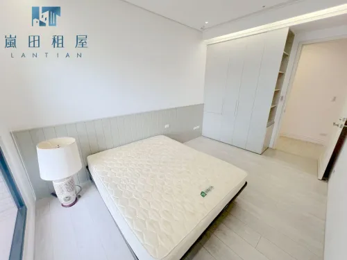 Apartment for rent TWD 80 000 - Section 1, Huizhong Rd - 3 bedrooms