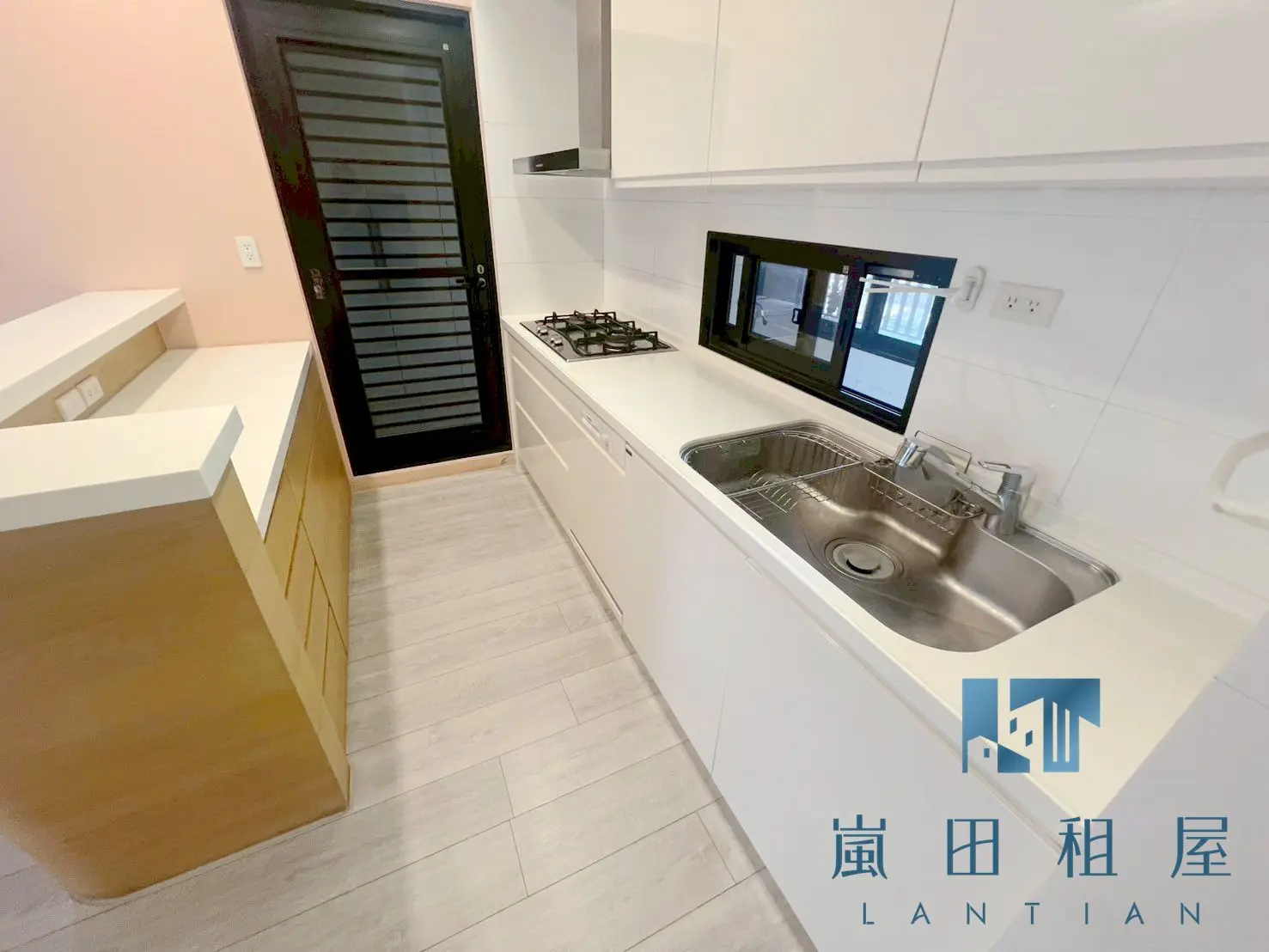 3 bedrooms apartment for rent in Xitun District, Taichung City | TWD 80 000 | 51 ping slide 4