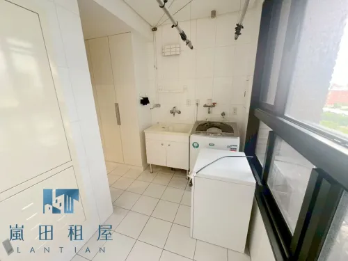 Apartment for rent TWD 80 000 - Section 1, Huizhong Rd - 3 bedrooms