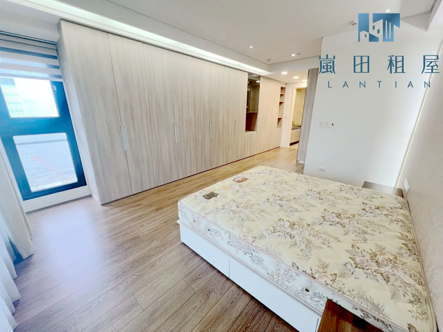 3 bedrooms apartment for rent in Xitun District, Taichung City | TWD 80 000 | 51 ping slide 2