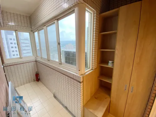 Apartment for rent NT$ 25 000 - Zhongxing Road - 3 bedrooms