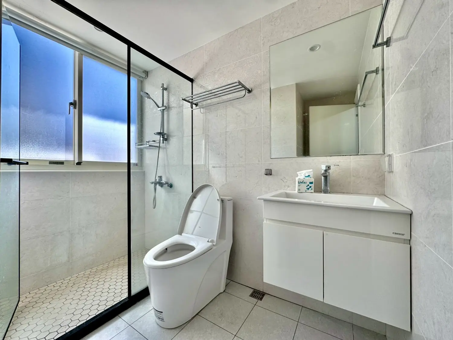 3 bedrooms apartment for sale TWD 24 880 000 - 29 ping - Songshan District,Taipei City slide 7