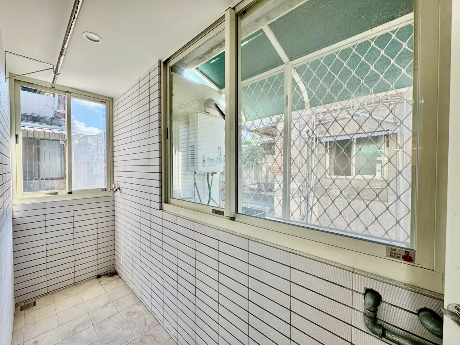 3 bedrooms apartment for sale TWD 24 880 000 - 29 ping - Songshan District,Taipei City slide 10