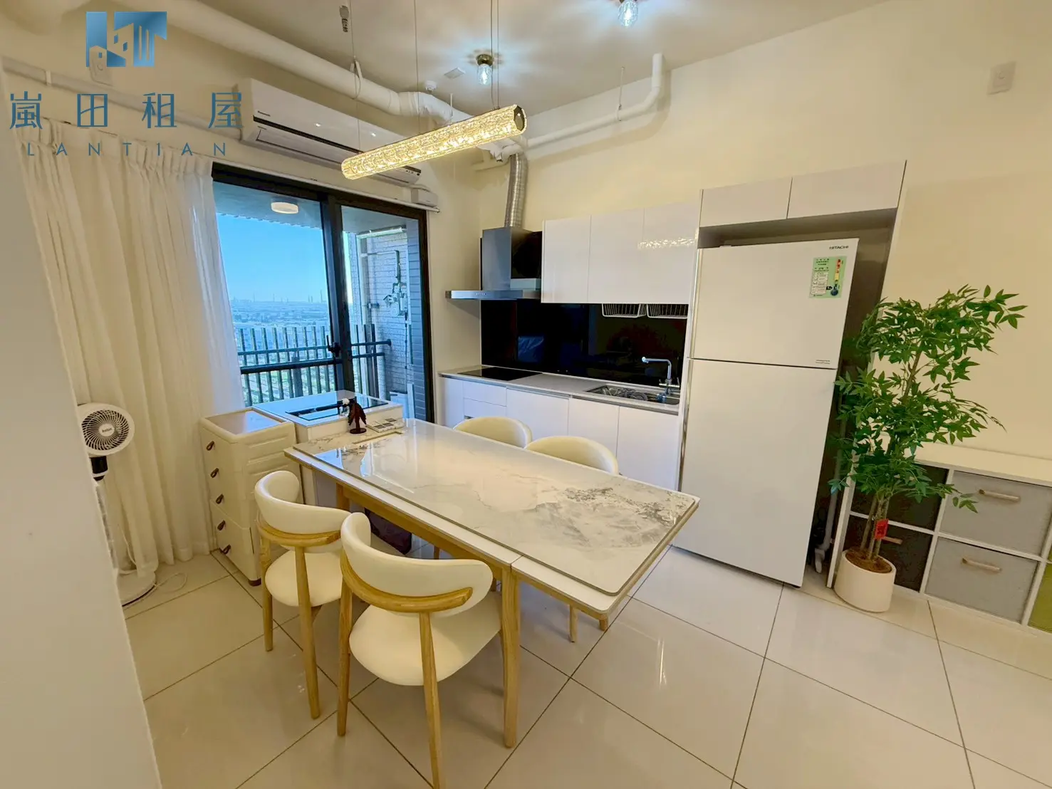 2 bedrooms apartment for rent in Wuqi District, Taichung City | NT$ 20 000 | 21 ping slide 3