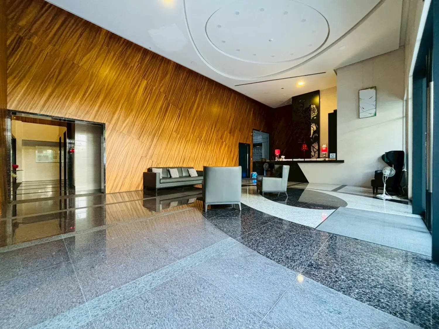 3 bedrooms apartment for rent TWD 85 000 - 34 ping - Shilin District,Taipei City slide 0