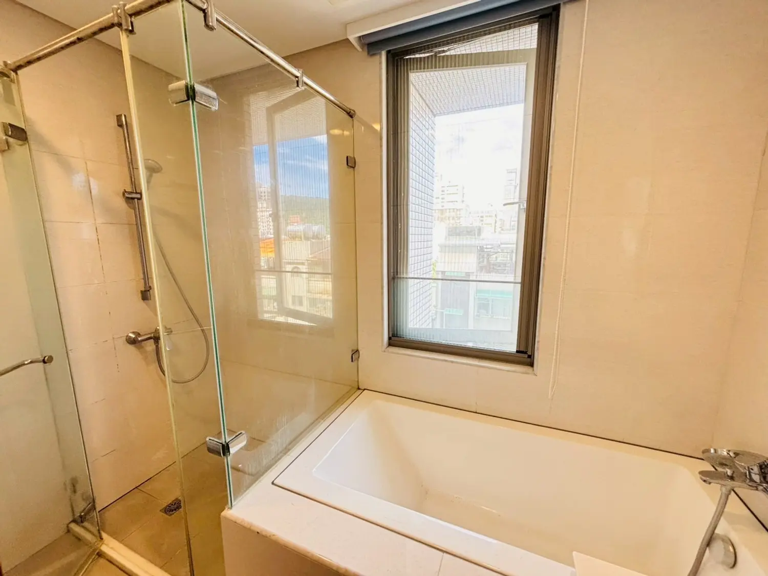 3 bedrooms apartment for rent TWD 85 000 - 34 ping - Shilin District,Taipei City slide 14