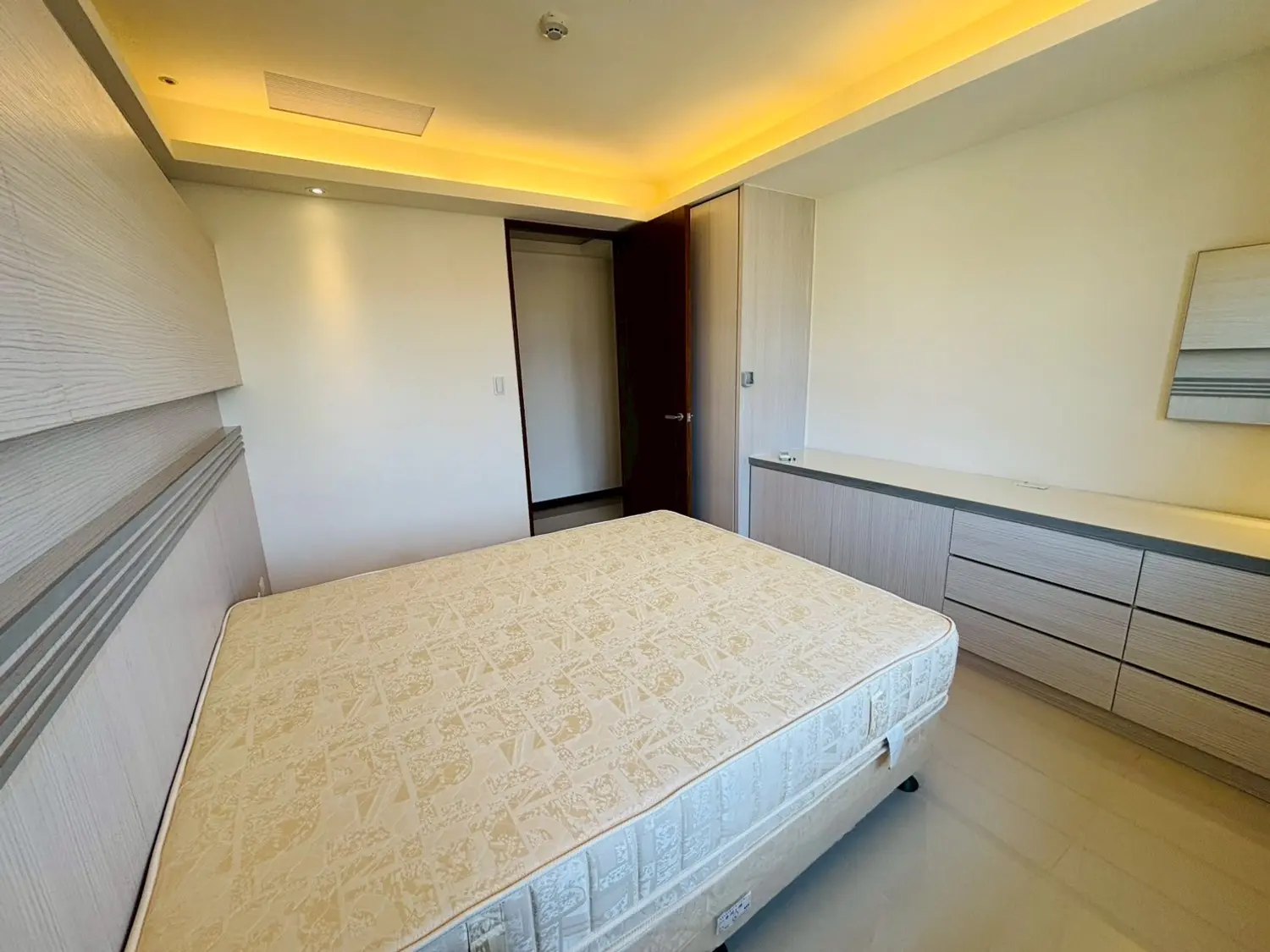 3 bedrooms apartment for rent TWD 85 000 - 34 ping - Shilin District,Taipei City slide 7