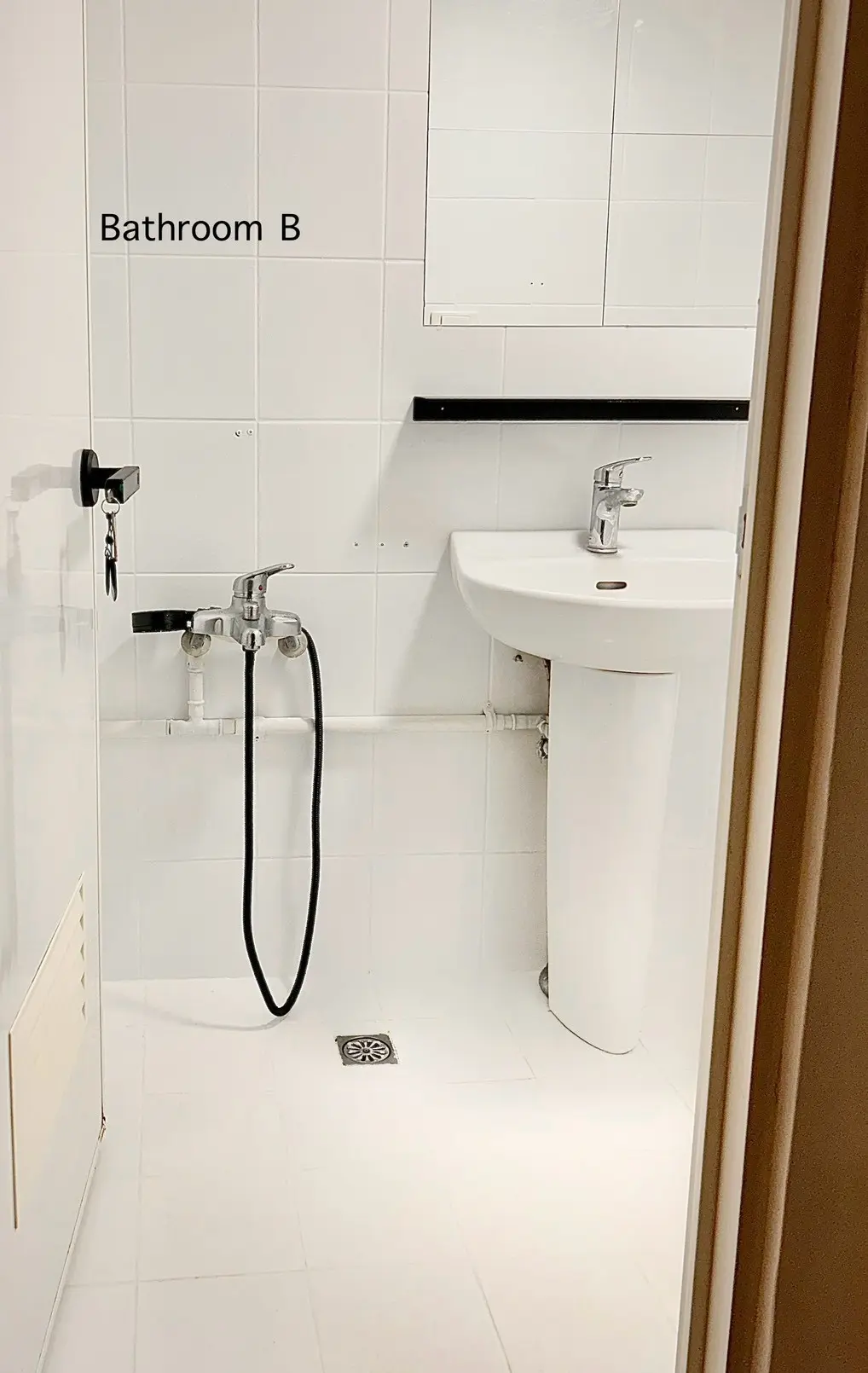 Room for rent in Nangang District, Taipei City | NT$ 26 000 | 3 ping slide 3