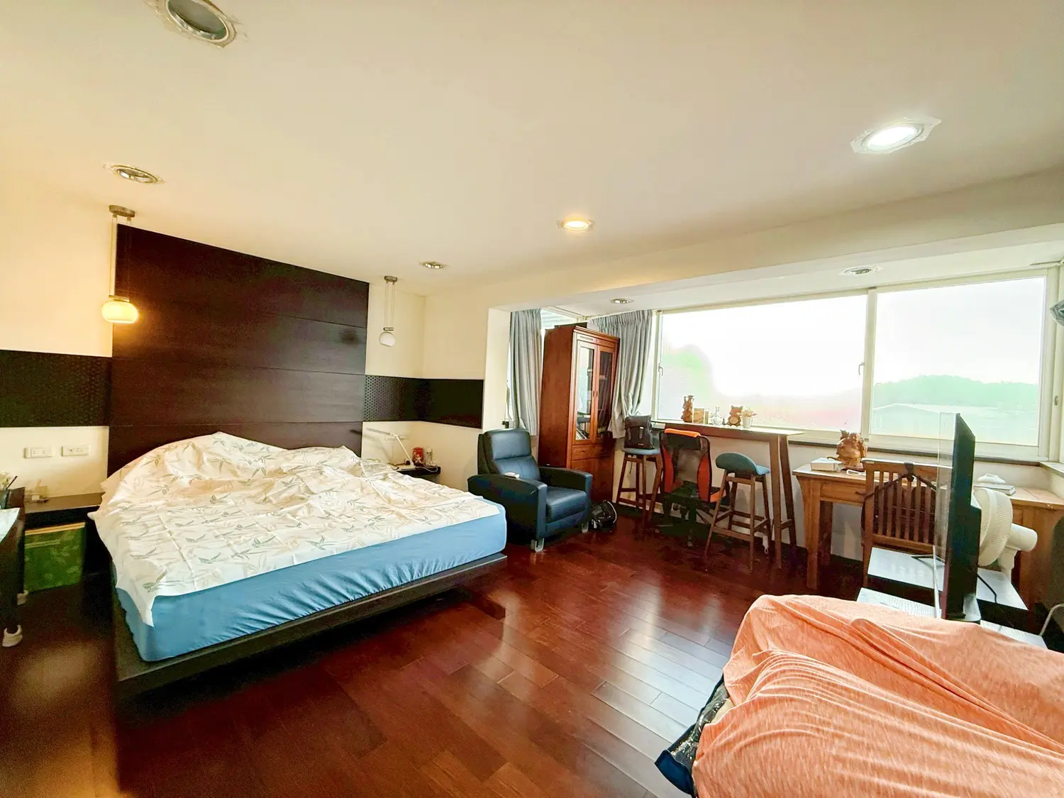 4 bedrooms apartment for sale TWD 21 880 000 - 42 ping - Xizhi District,New Taipei City slide 5