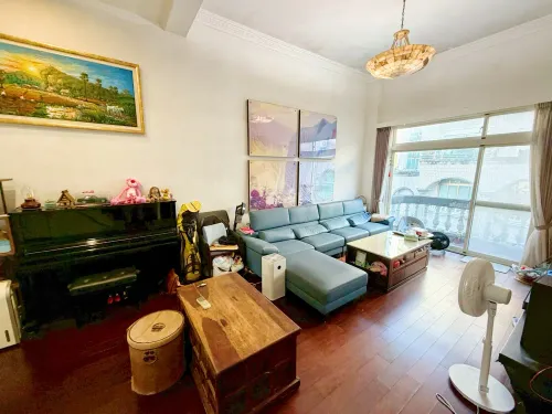 Apartment for sale TWD 21 880 000 - Lane 41, Zhongsan Street - 4 bedrooms
