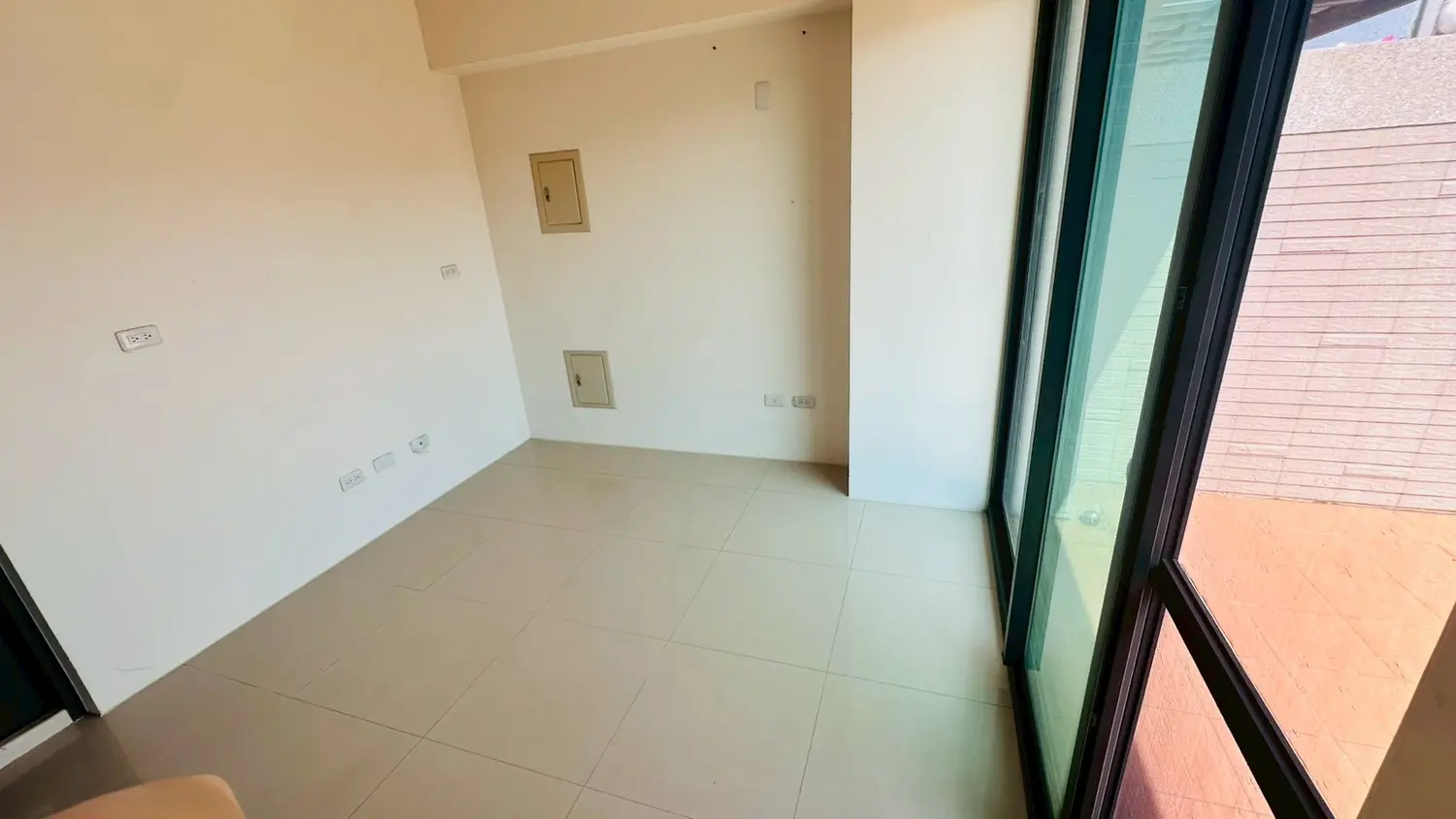 5 bedrooms townhouse for sale in Shalu District, Taichung City | NT$ 16 880 000 | 47 ping slide 25