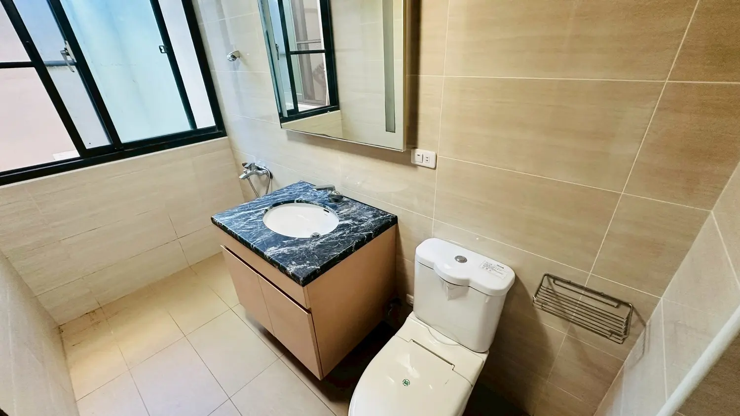 5 bedrooms townhouse for sale in Shalu District, Taichung City | NT$ 16 880 000 | 47 ping slide 7