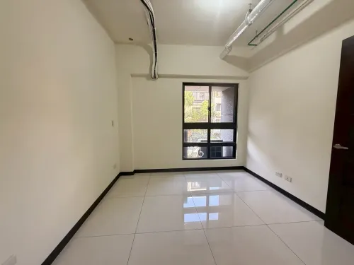 Apartment for sale TWD 59 880 000 - 延壽街18巷 - 3 bedrooms