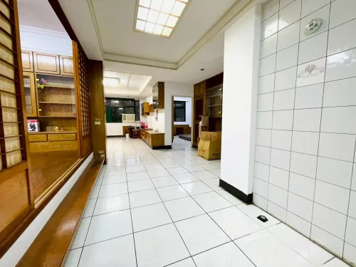 Apartment for sale TWD 30 880 000 - Alley 8, Lane 177, Section 5, Minsheng East Road - 3 bedrooms