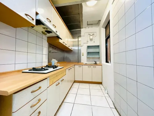 Apartment for sale TWD 30 880 000 - Alley 8, Lane 177, Section 5, Minsheng East Road - 3 bedrooms