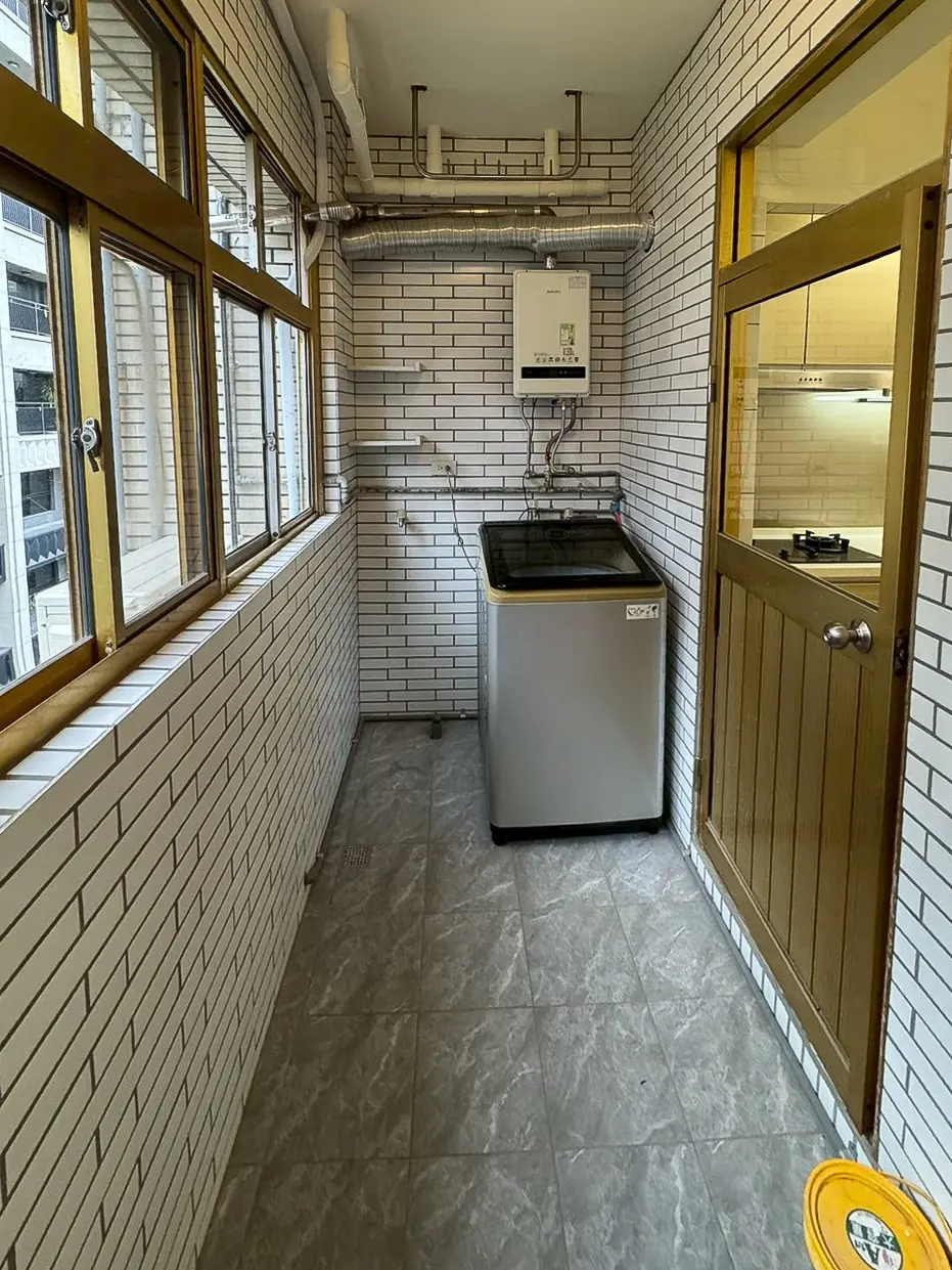 3 房 大安區, 台北市公寓出租 | NT$ 88 000 | 41 坪 slide 9