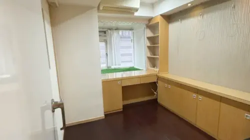 公寓 出租 NT$ 56 000 - 南京東路五段 - 4 房