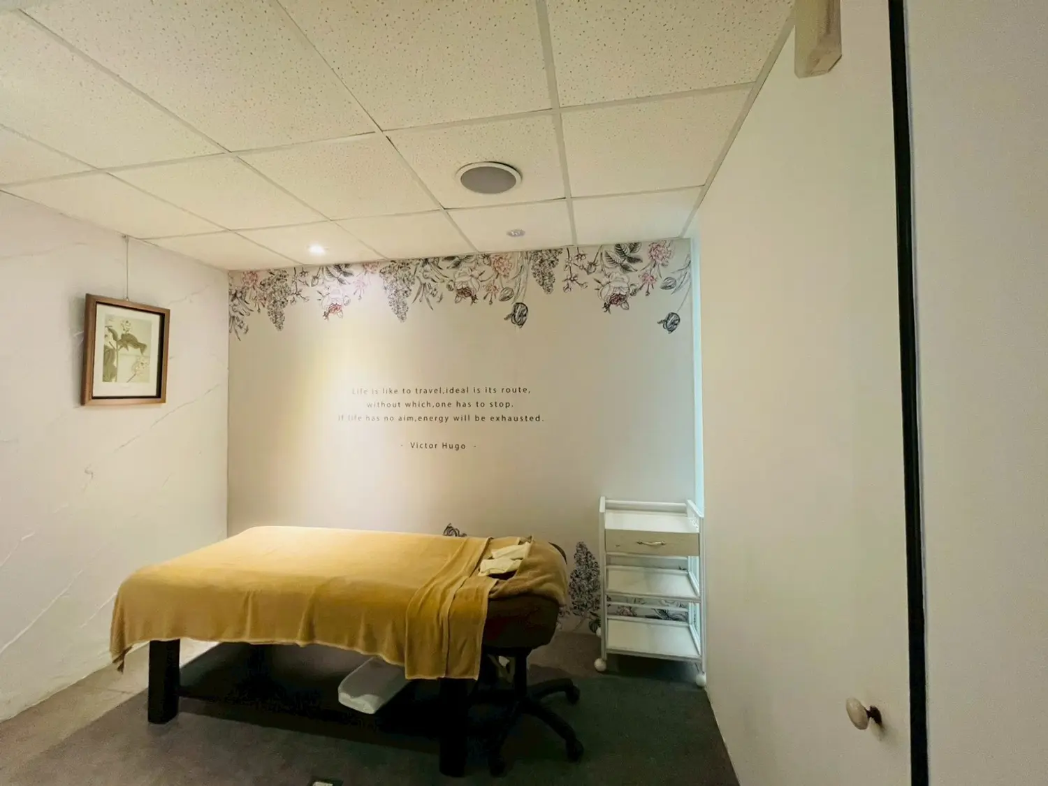 5 bedrooms apartment for rent TWD 90 000 - 27 ping - Songshan District,Taipei City slide 7