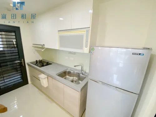 2 bedrooms apartment for rent in Nantun District, Taichung City | NT$ 28 500 | 22 ping slide 4